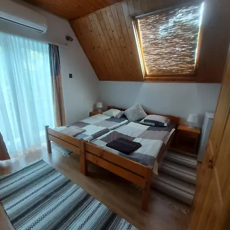 Attila's 4* Budaörs