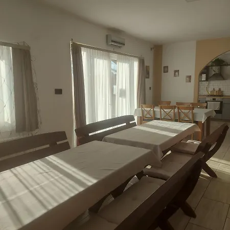 Attila's 3* Budaörs