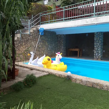 Attila's Guest house