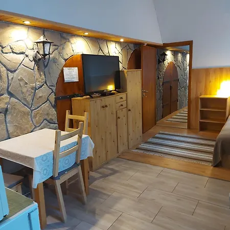 Attila's 3*