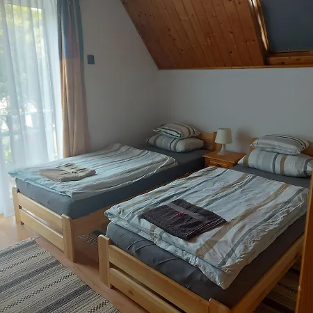 Attila's Guest house Budaors