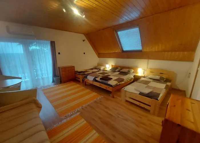 Attila's 게스트하우스 4*