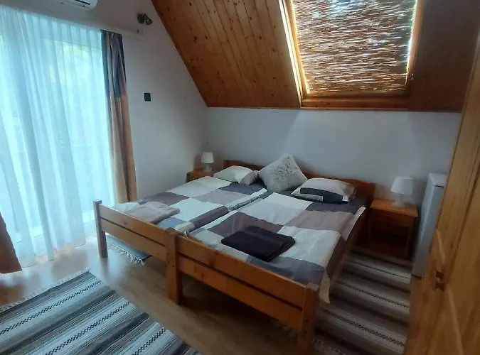Attila's 4* Budaörs